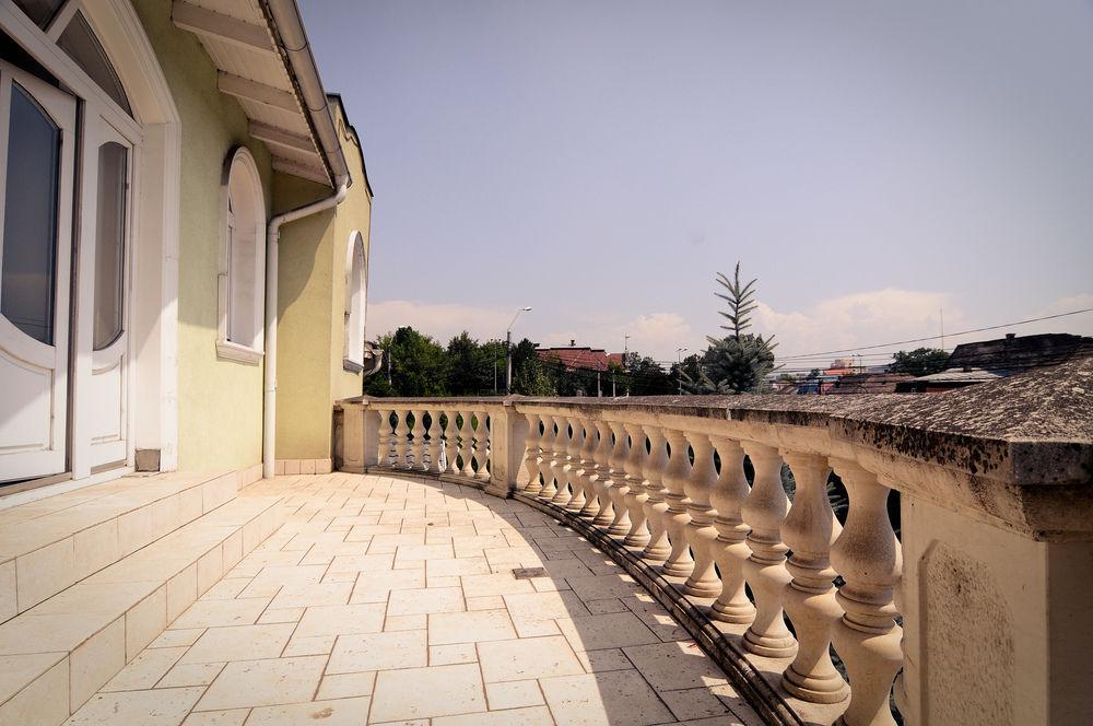 Pension La Cupola Тыргу-Муреш Экстерьер фото